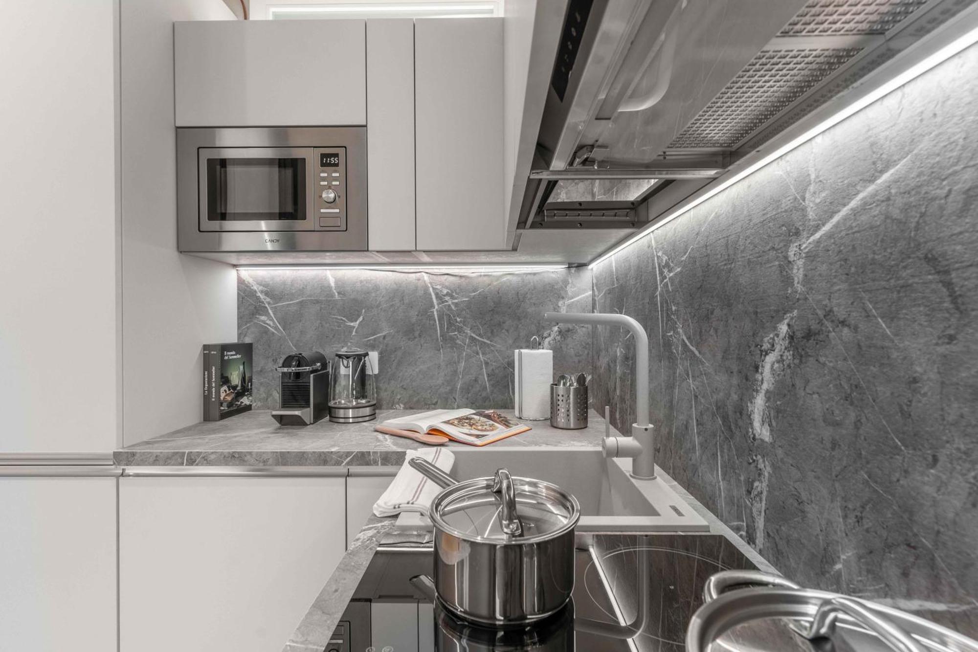 Vitruvio Palace - La Vista Apartments, Milan